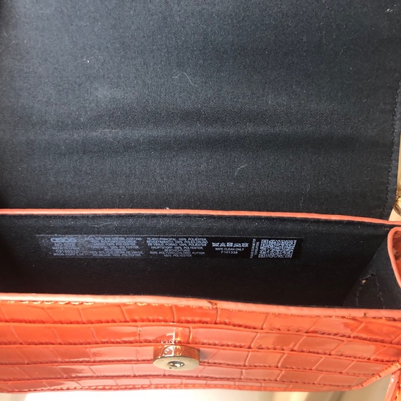 Asos faux croc crossbody  with tortoise shell ring shoulder strap - Picture 6 of 11